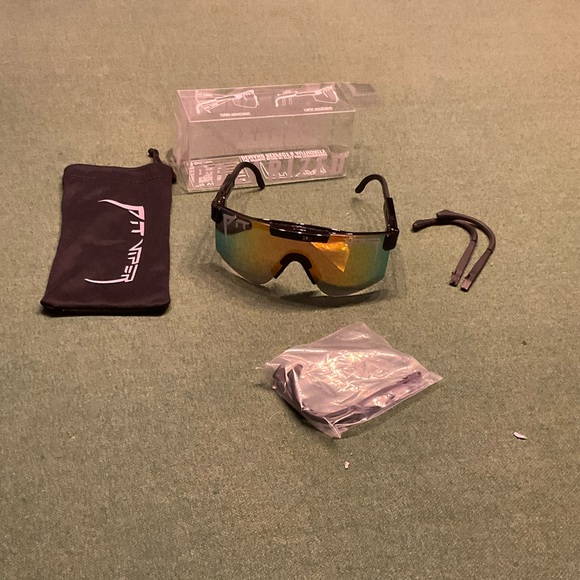 Pit Viper Sunglasses Black Frame with Rainbow gold Lenses good used - Picture 3 of 6